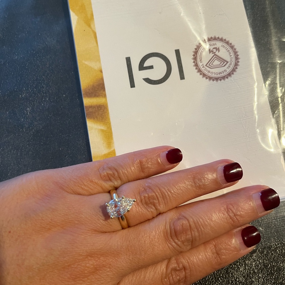 14k Yellow Gold Pear IGI Certified Lab-Grown Diamond Solitaire Ring 2.01ct F/VS1